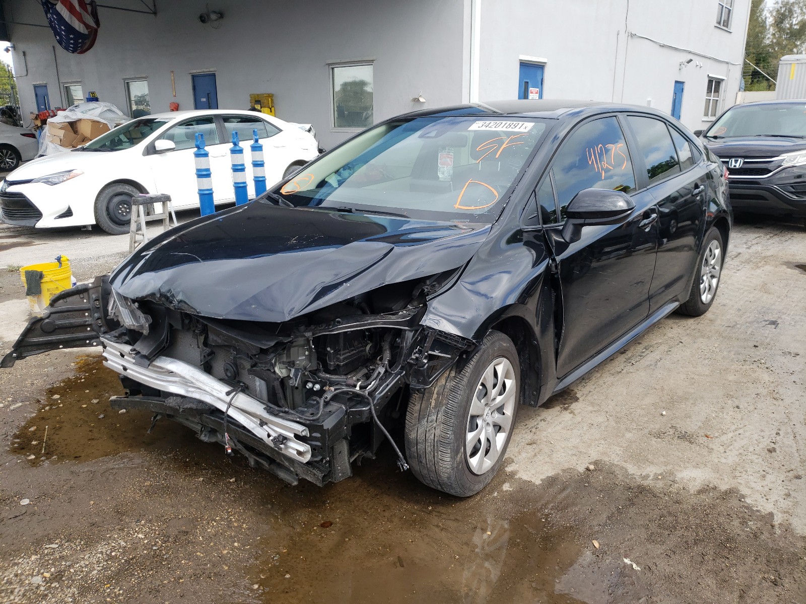 Photo 2 from auction – 2020 TOYOTA COROLLA LE with VIN JTDEPRAE2LJ061042