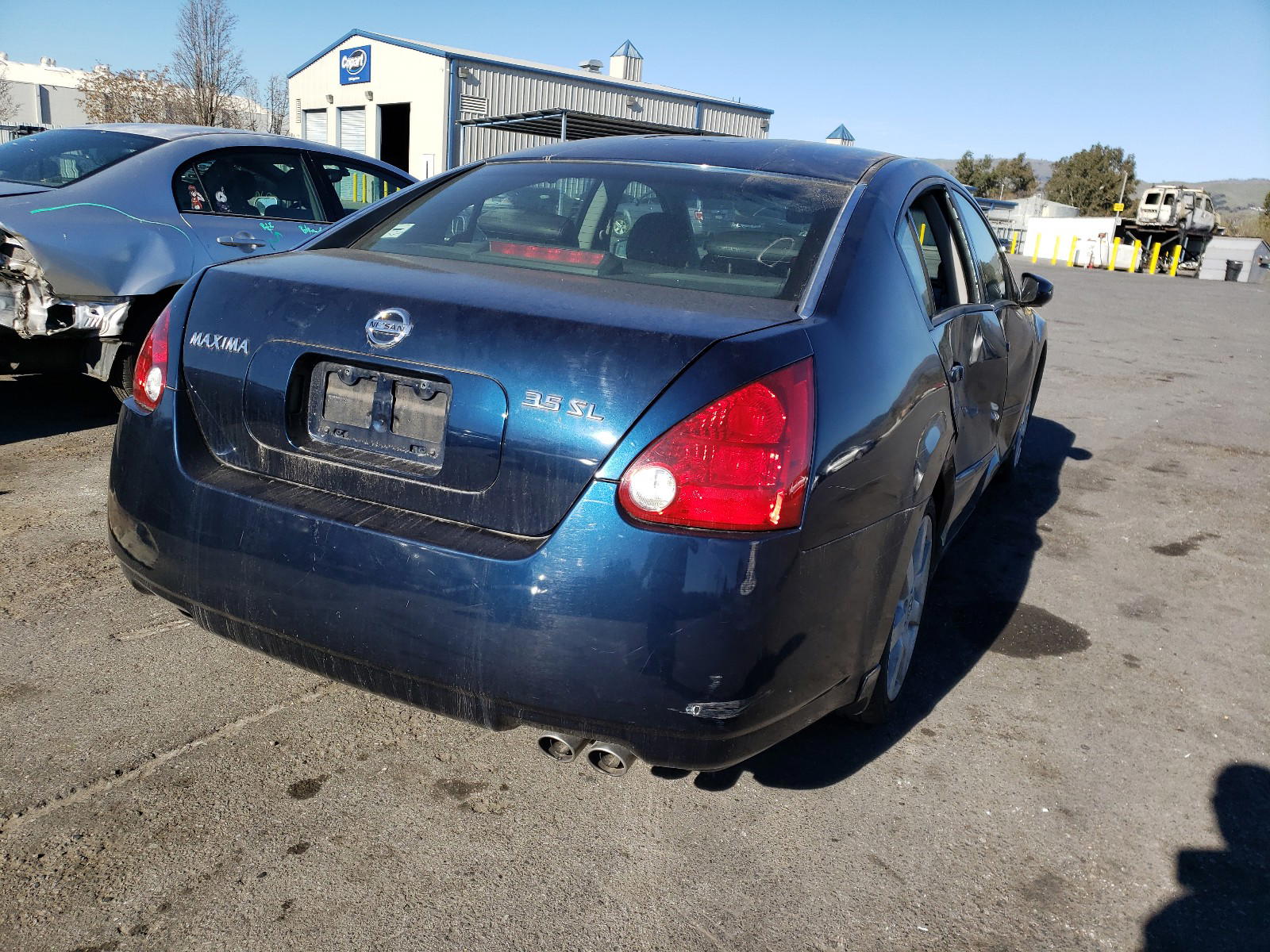 Photo 4 from auction – 2004 NISSAN MAXIMA SE with VIN 1N4BA41EX4C834892