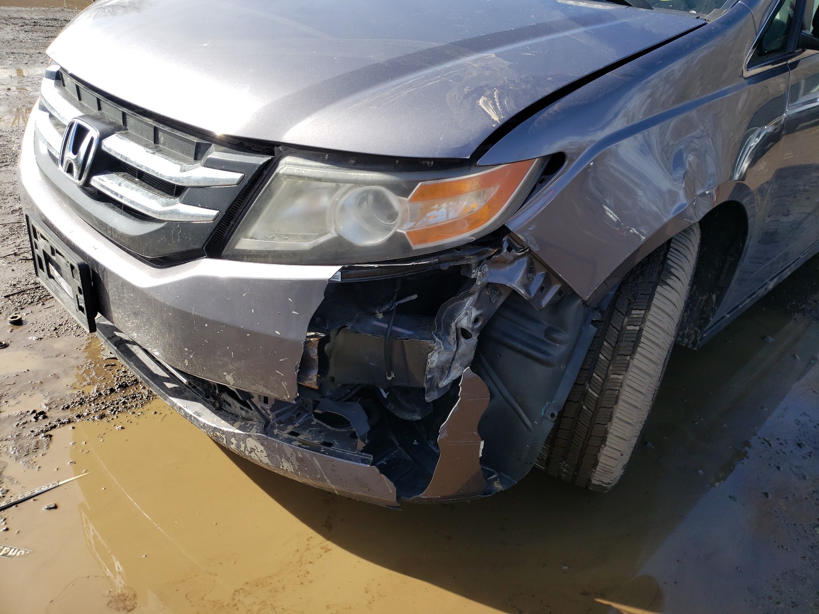 Photo 9 from auction – 2014 HONDA ODYSSEY EX with VIN 5FNRL5H60EB101861