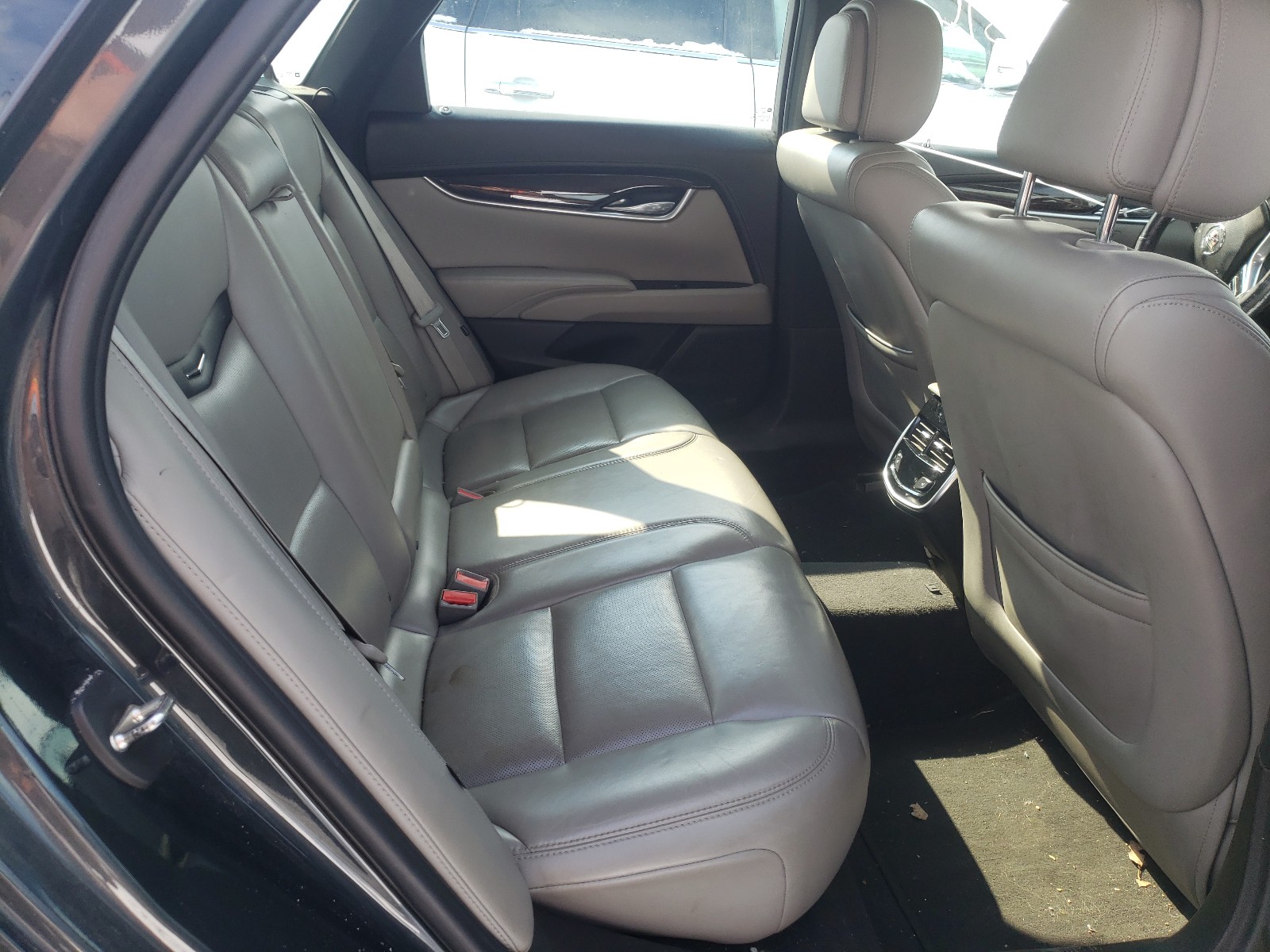 Photo 6 from auction – 2013 CADILLAC XTS LUXURY with VIN 2G61P5S35D9101649