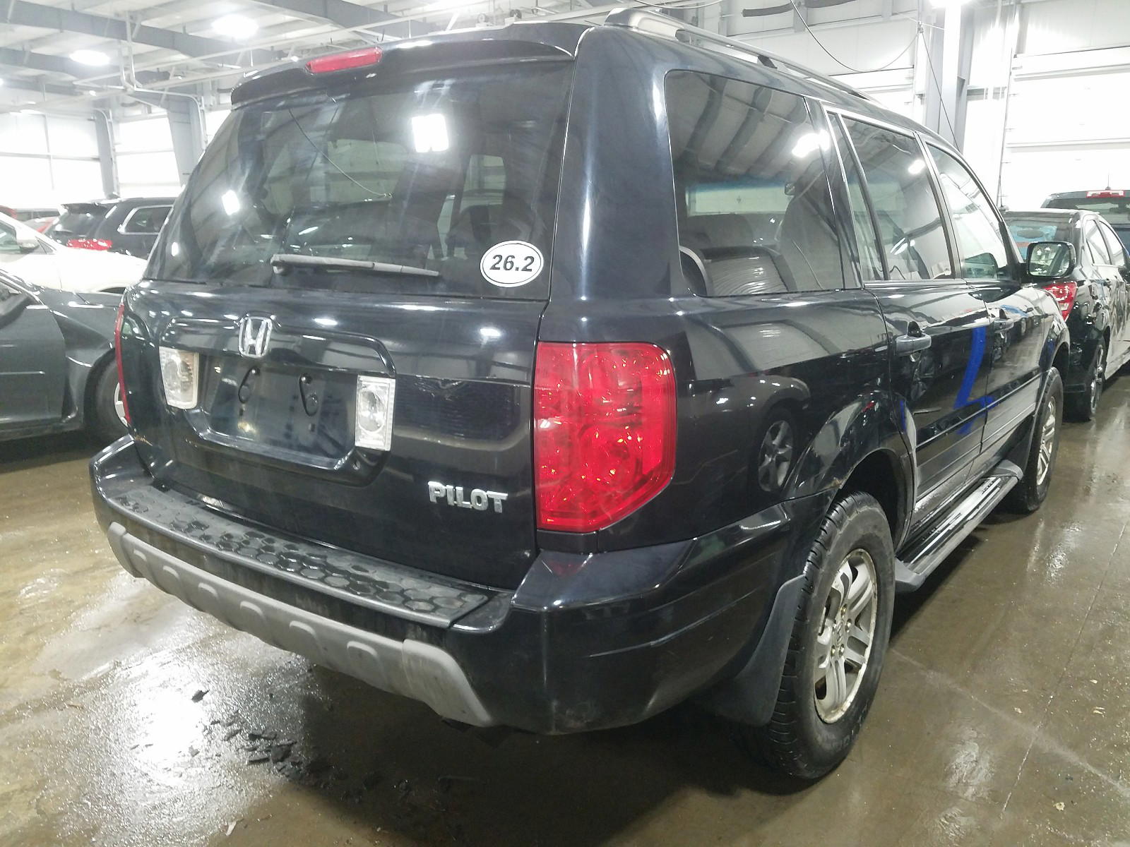 Photo 4 from auction – 2003 HONDA PILOT EXL with VIN 2HKYF18663H533185