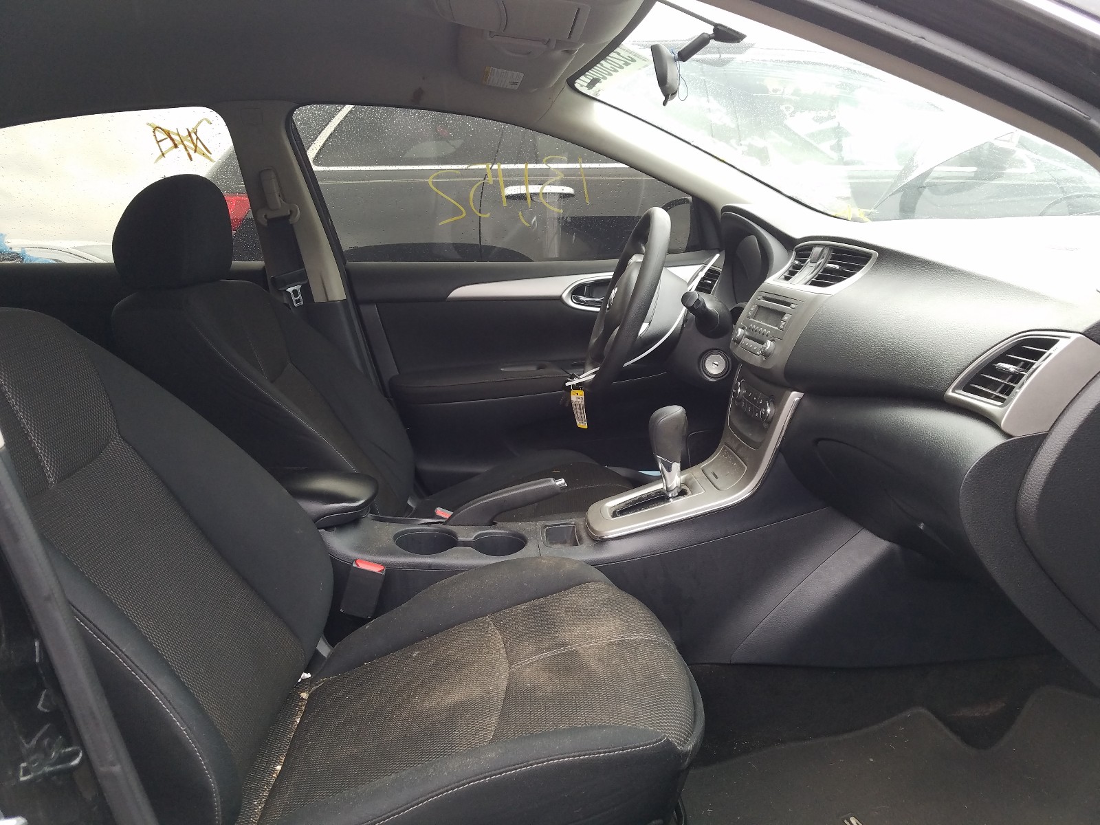 Photo 5 from auction – 2014 NISSAN SENTRA S with VIN 3N1AB7AP1EY335819