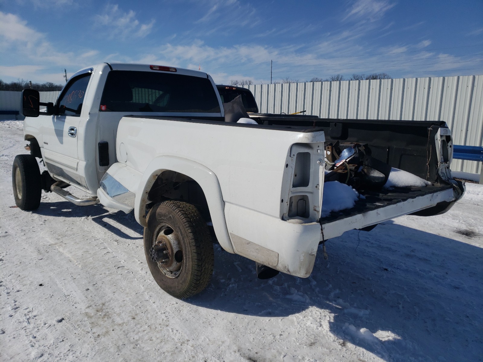 Photo 3 from auction – 2006 CHEVROLET SILVERADO with VIN 1GCHK24266E113306