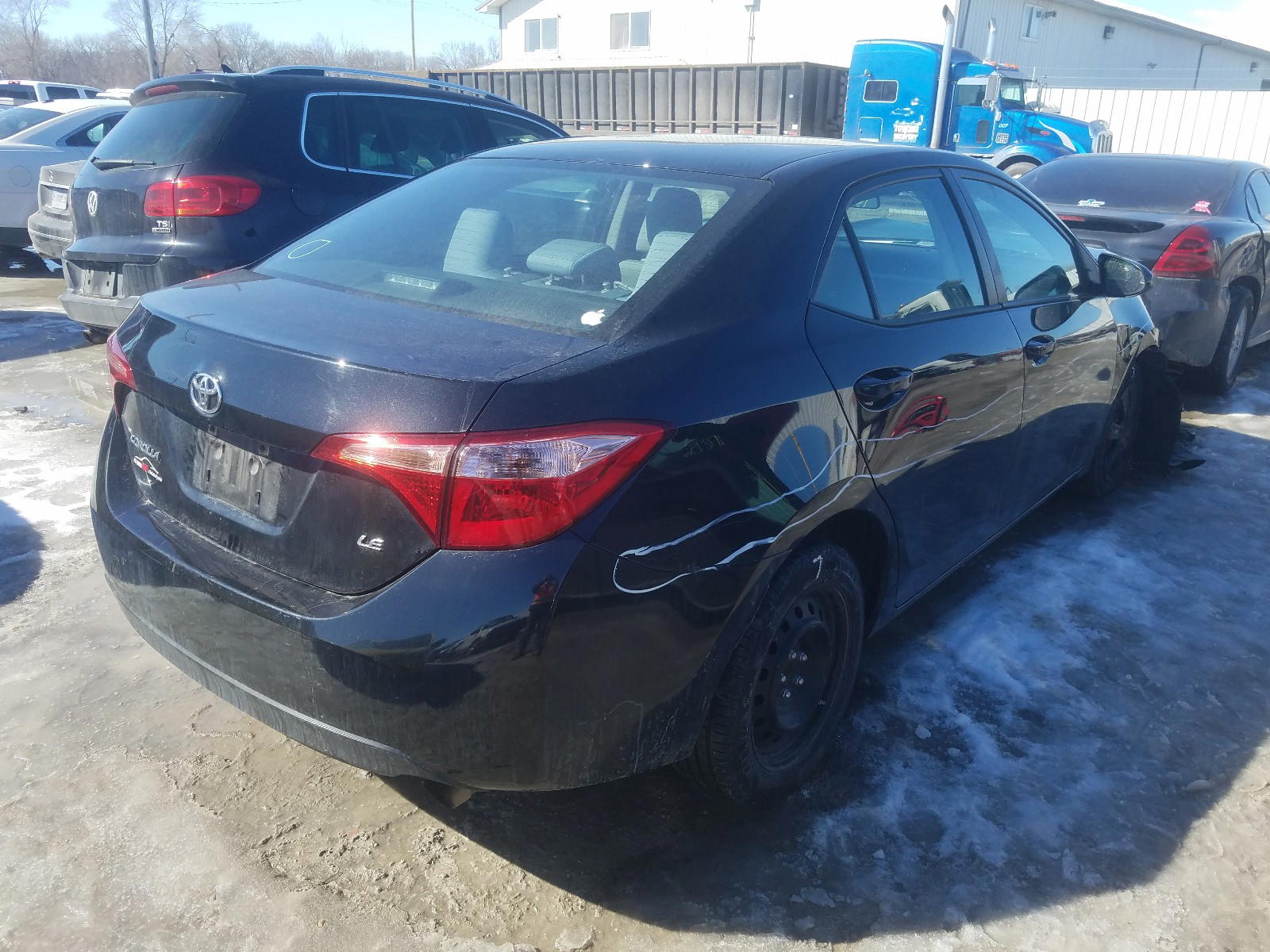 Photo 4 from auction – 2017 TOYOTA COROLLA L with VIN 2T1BURHE2HC796463