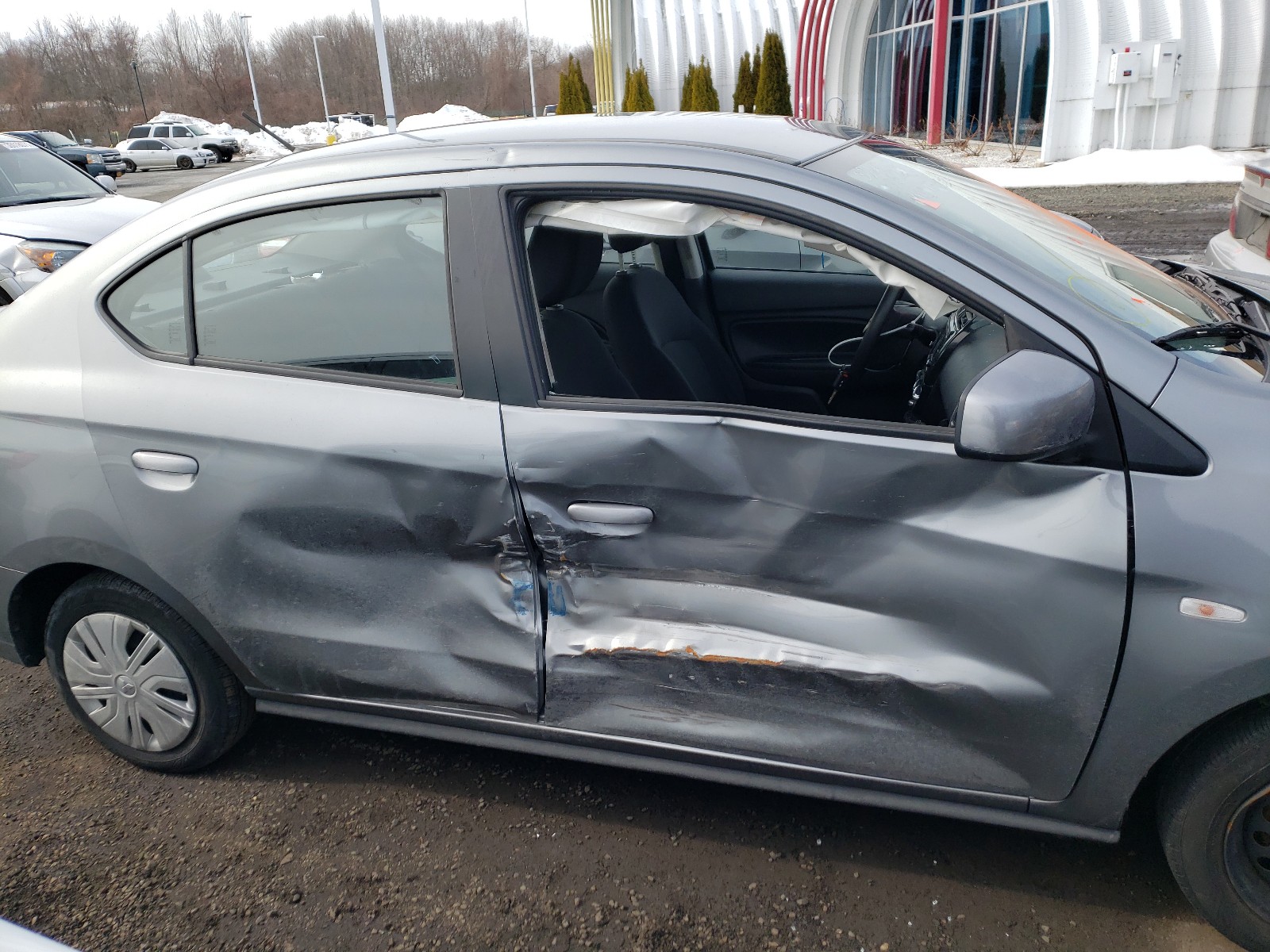 Photo 9 from auction – 2019 MITSUBISHI MIRAGE G4 with VIN ML32F3FJ7KHF06296