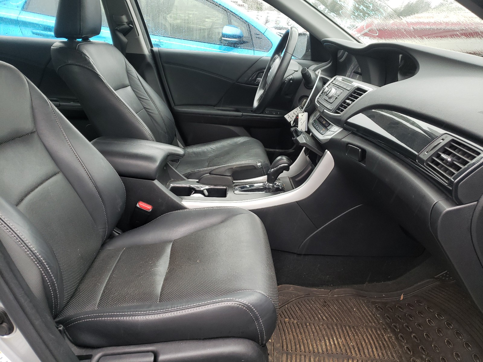 Photo 5 from auction – 2014 HONDA ACCORD SPO with VIN 1HGCR2F50EA102919