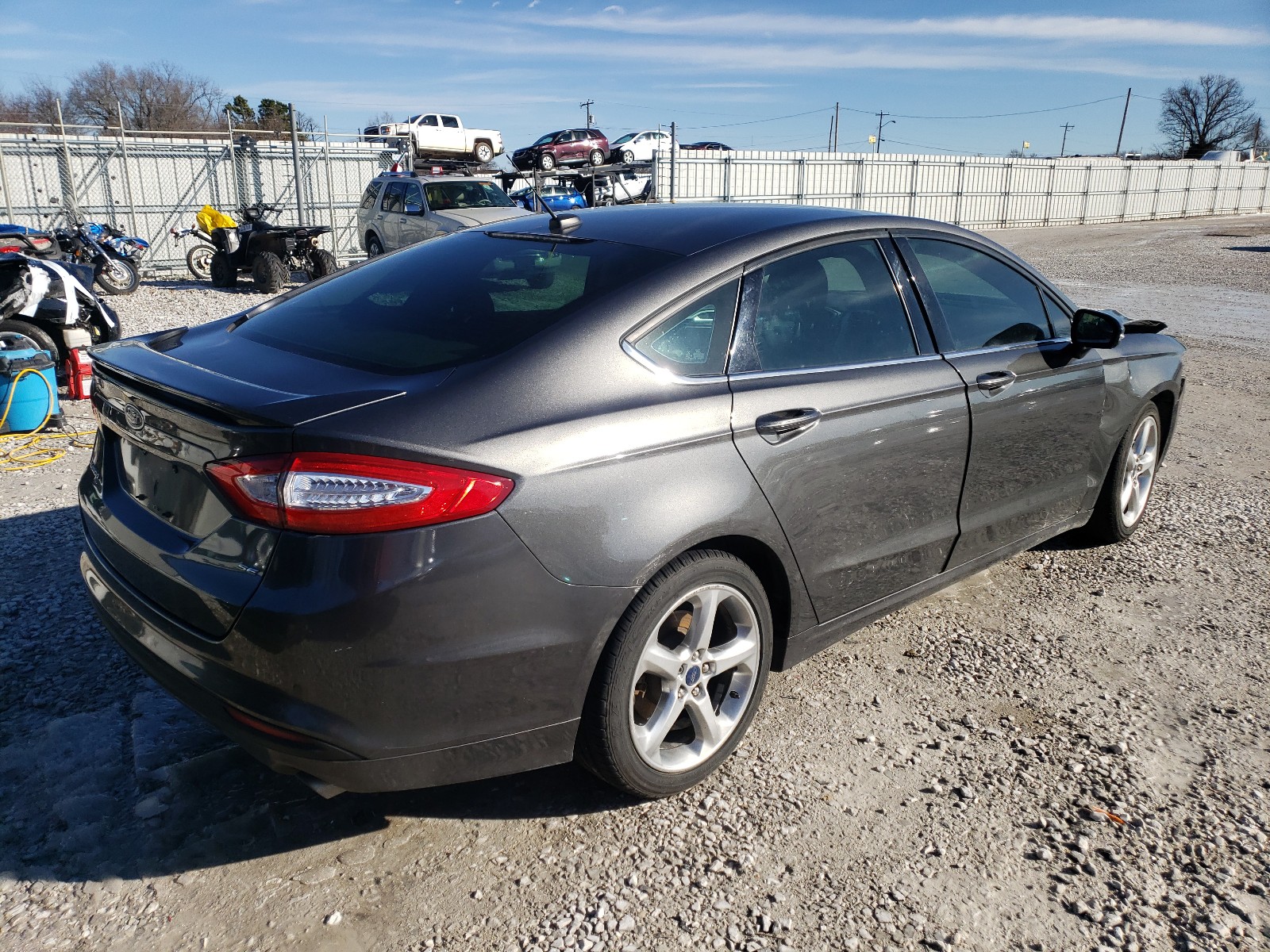 Photo 4 from auction – 2016 FORD FUSION SE with VIN 3FA6P0H77GR383135