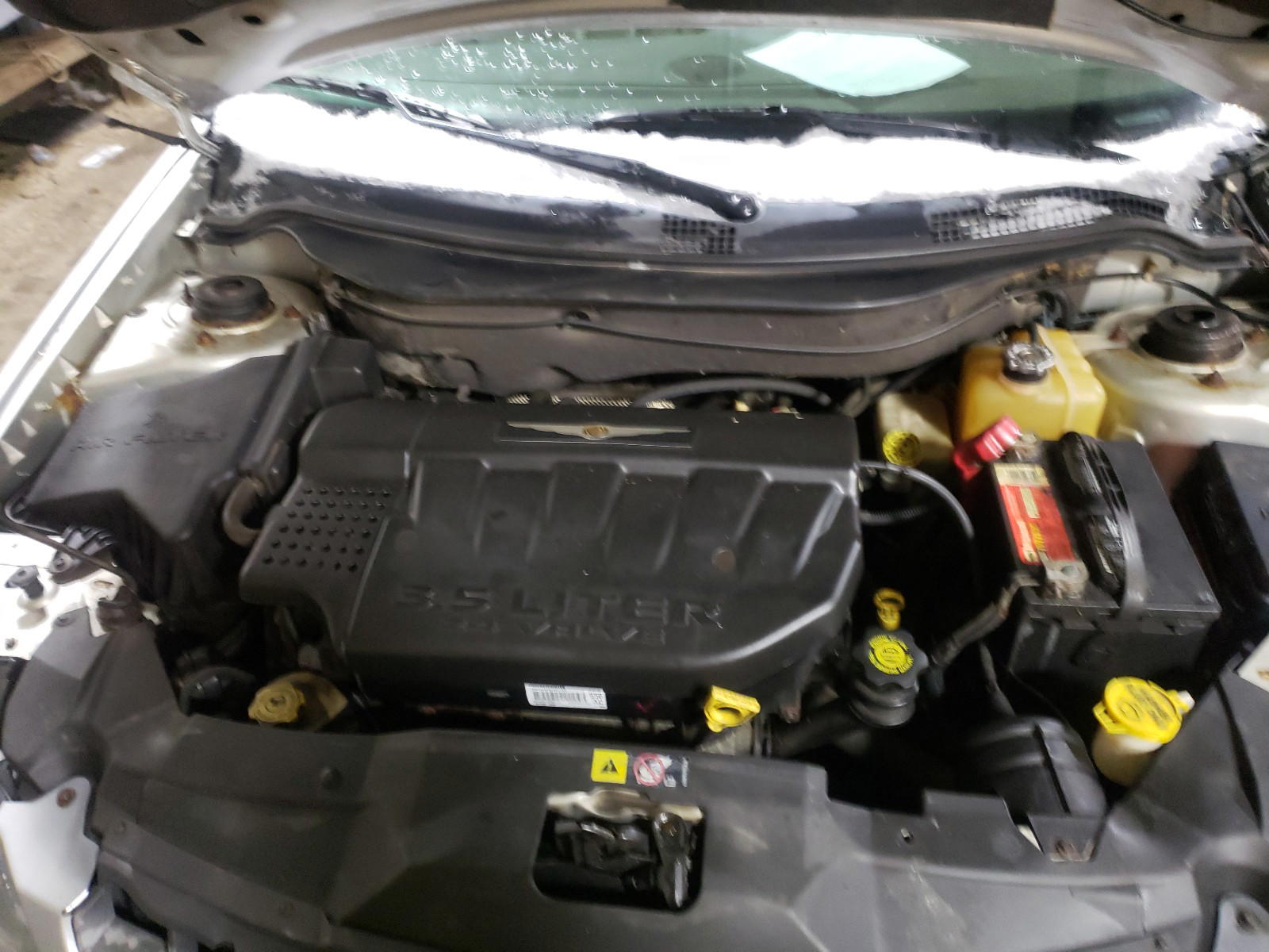 Photo 7 from auction – 2004 CHRYSLER PACIFICA with VIN 2C8GF68424R634850