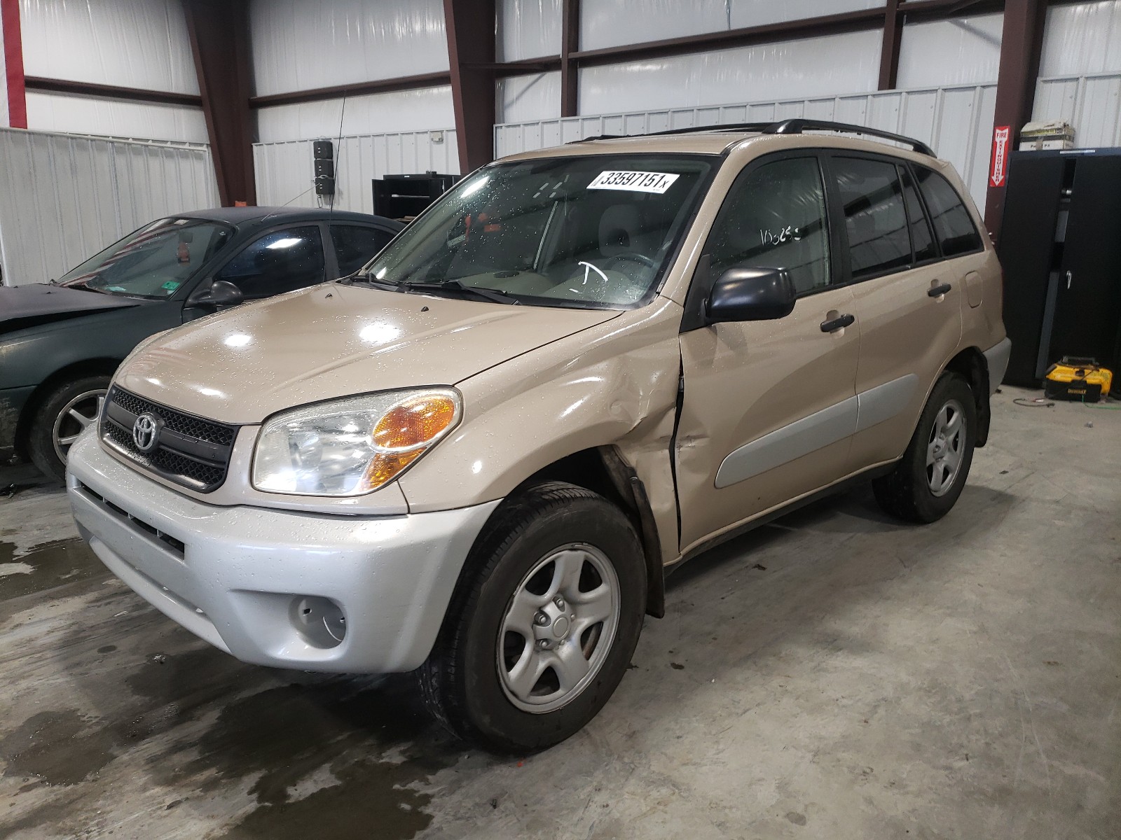 Foto 2 de la subasta – 2005 TOYOTA RAV4 con VIN JTEHD20V250074716