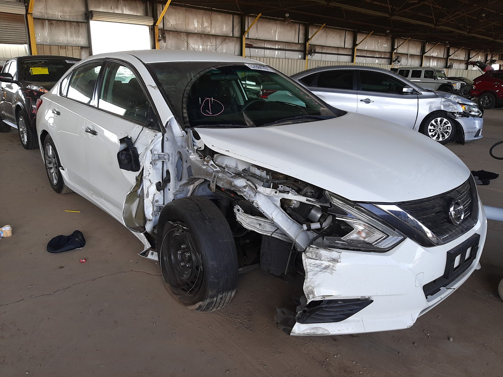 NISSAN ALTIMA 2.5 2016 with VIN 1N4AL3AP5GC191017 - Photo from auction