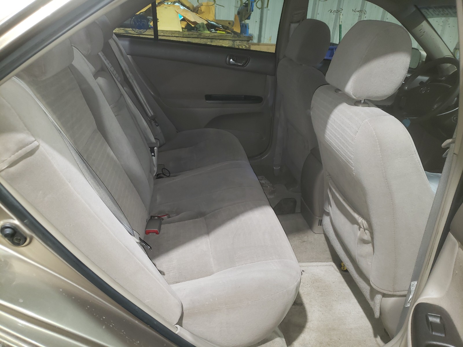 Photo 6 from auction – 2005 TOYOTA CAMRY LE with VIN 4T1BE32K25U423202