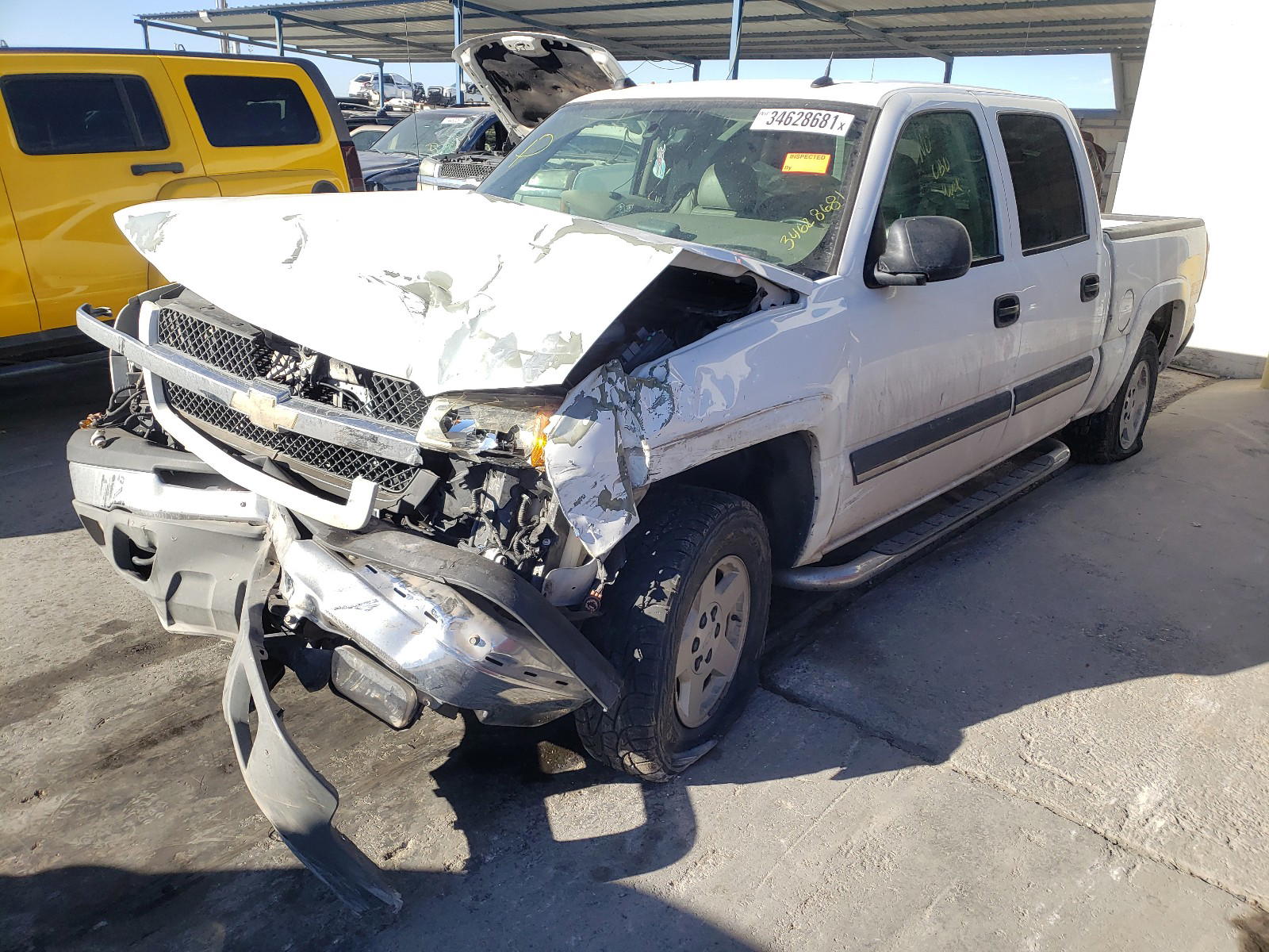 Photo 2 from auction – 2005 CHEVROLET SILVERADO with VIN 2GCEK13TX51235156