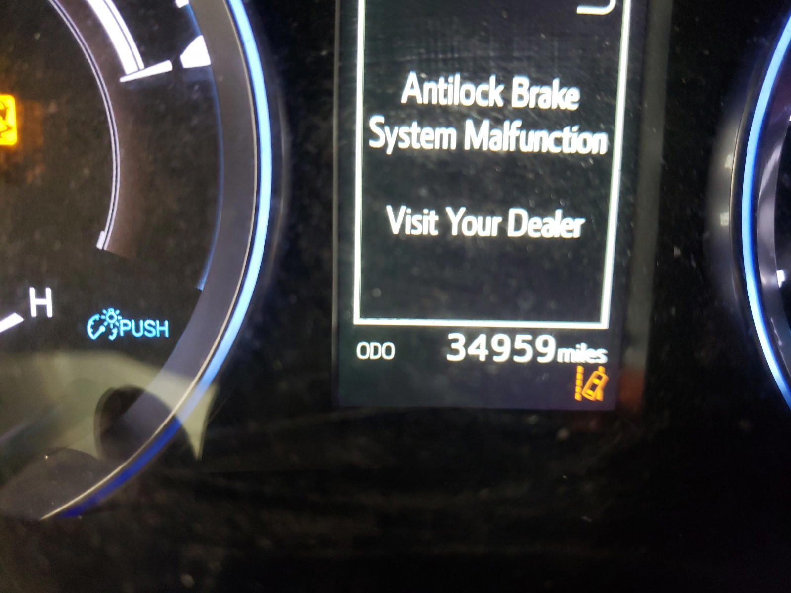 Photo 8 from auction – 2019 TOYOTA HIGHLANDER with VIN 5TDDGRFH8KS068254