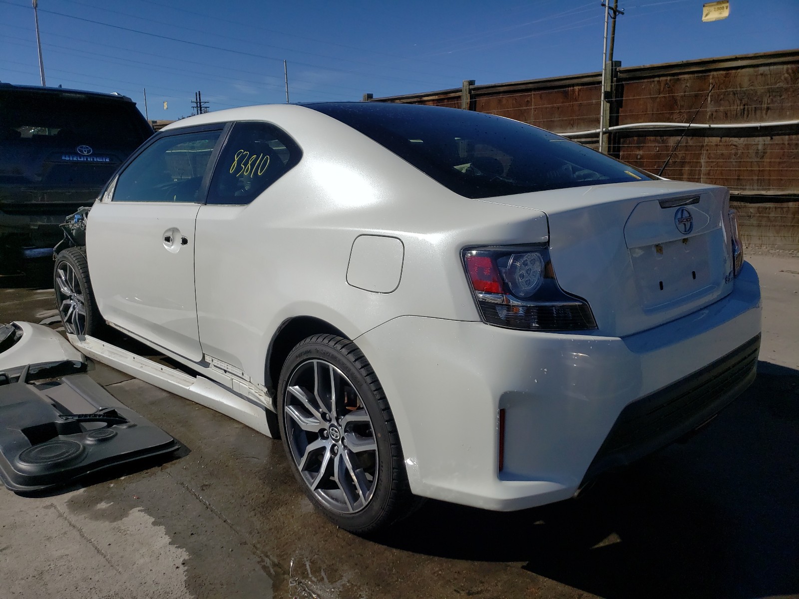 Photo 3 from auction – 2015 TOYOTA SCION TC with VIN JTKJF5C79FJ004410