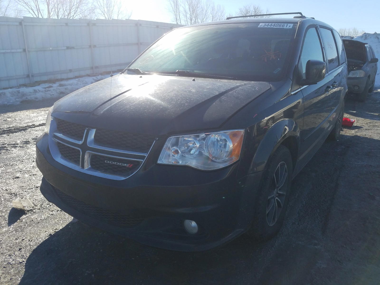 Photo 2 from auction – 2017 DODGE GRAND CARA with VIN 2C4RDGCG5HR629767