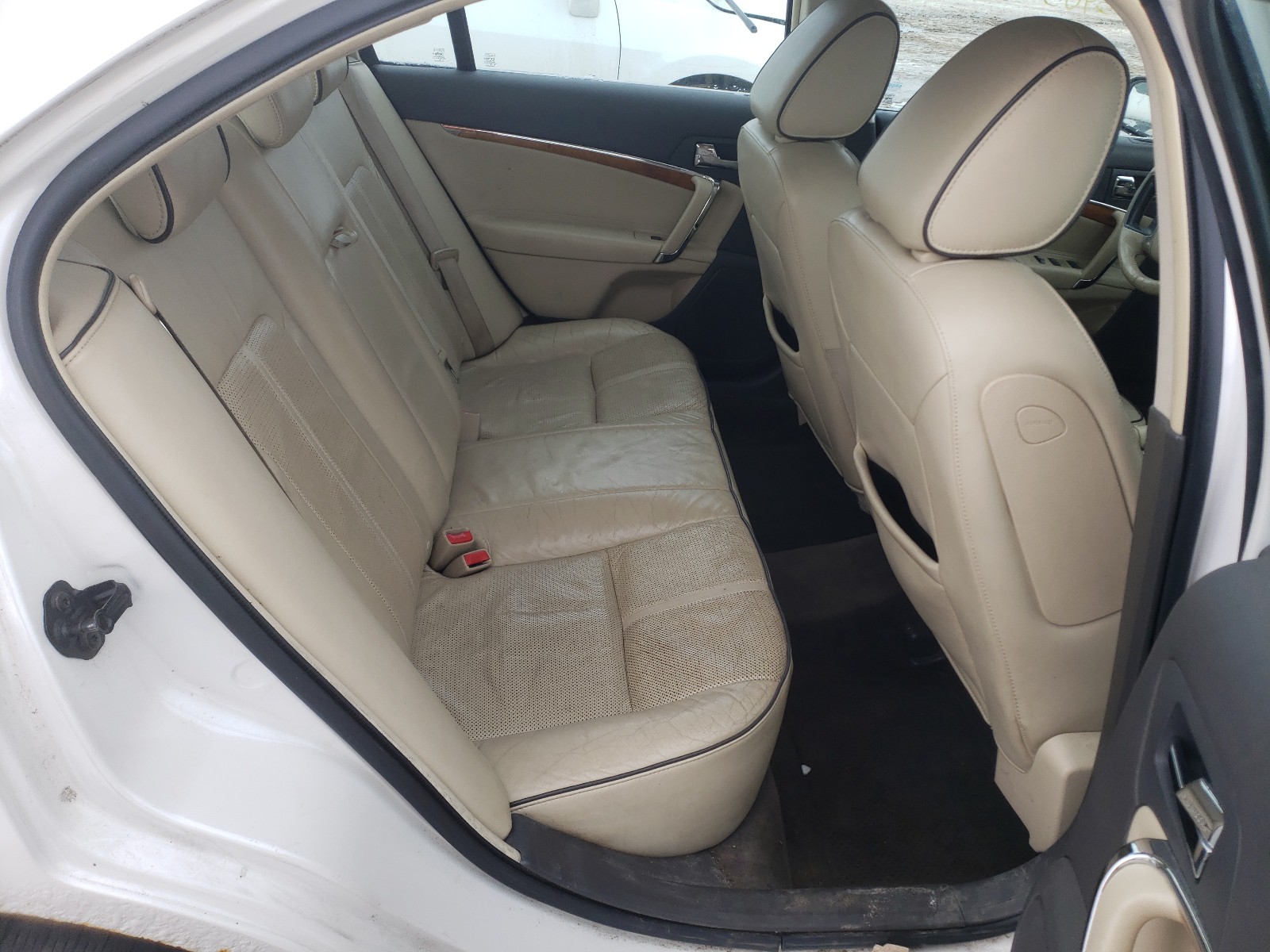 Photo 6 from auction – 2010 LINCOLN MKZ with VIN 3LNHL2GC0AR602206