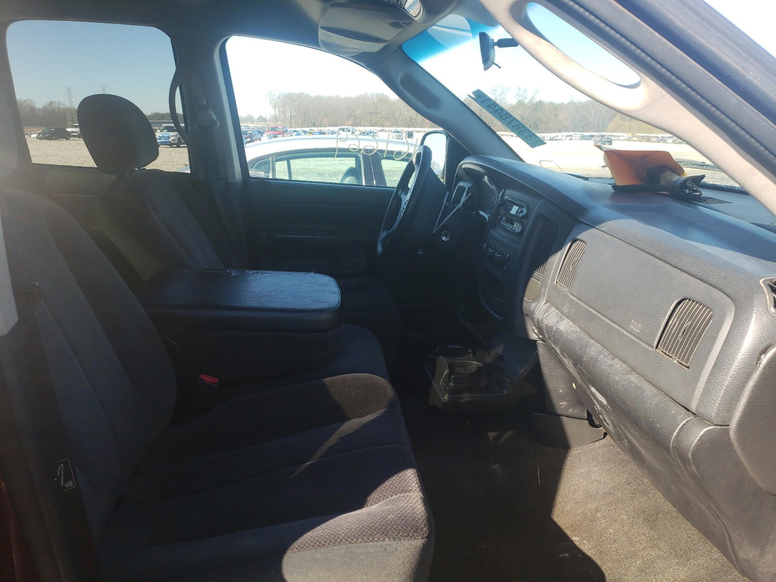 Photo 5 from auction – 2003 DODGE RAM 1500 S with VIN 1D7HA18NX3S360641