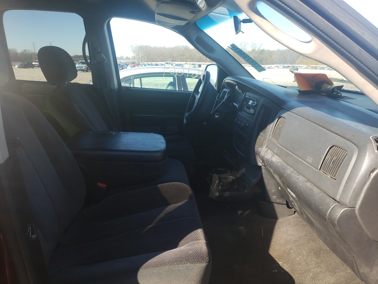 Zdjęcie 5 z aukcji – 2003 DODGE RAM 1500 S z VIN 1D7HA18NX3S360641