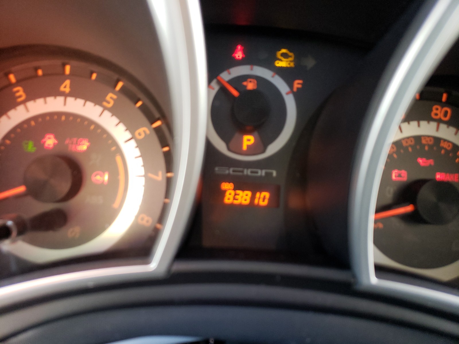 Photo 8 from auction – 2015 TOYOTA SCION TC with VIN JTKJF5C79FJ004410