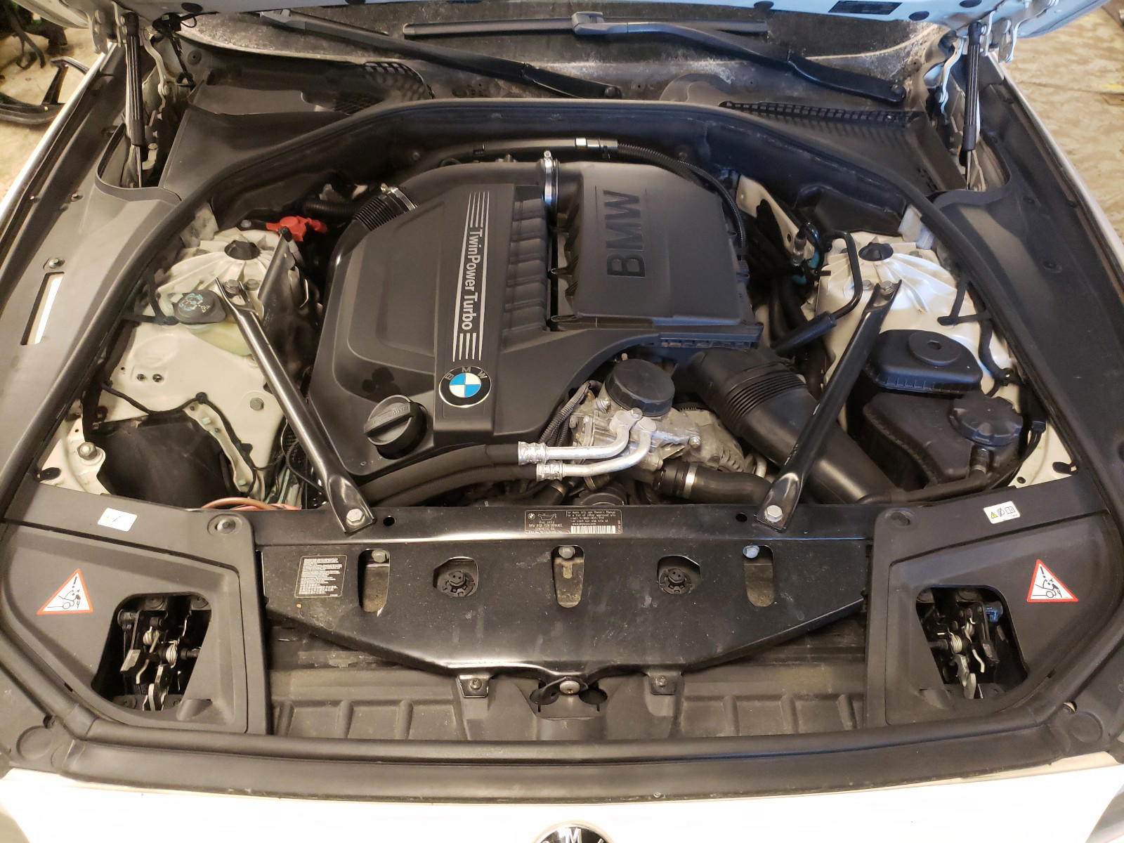 Photo 7 from auction – 2012 BMW 535 XI with VIN WBAFU7C56CDU63785