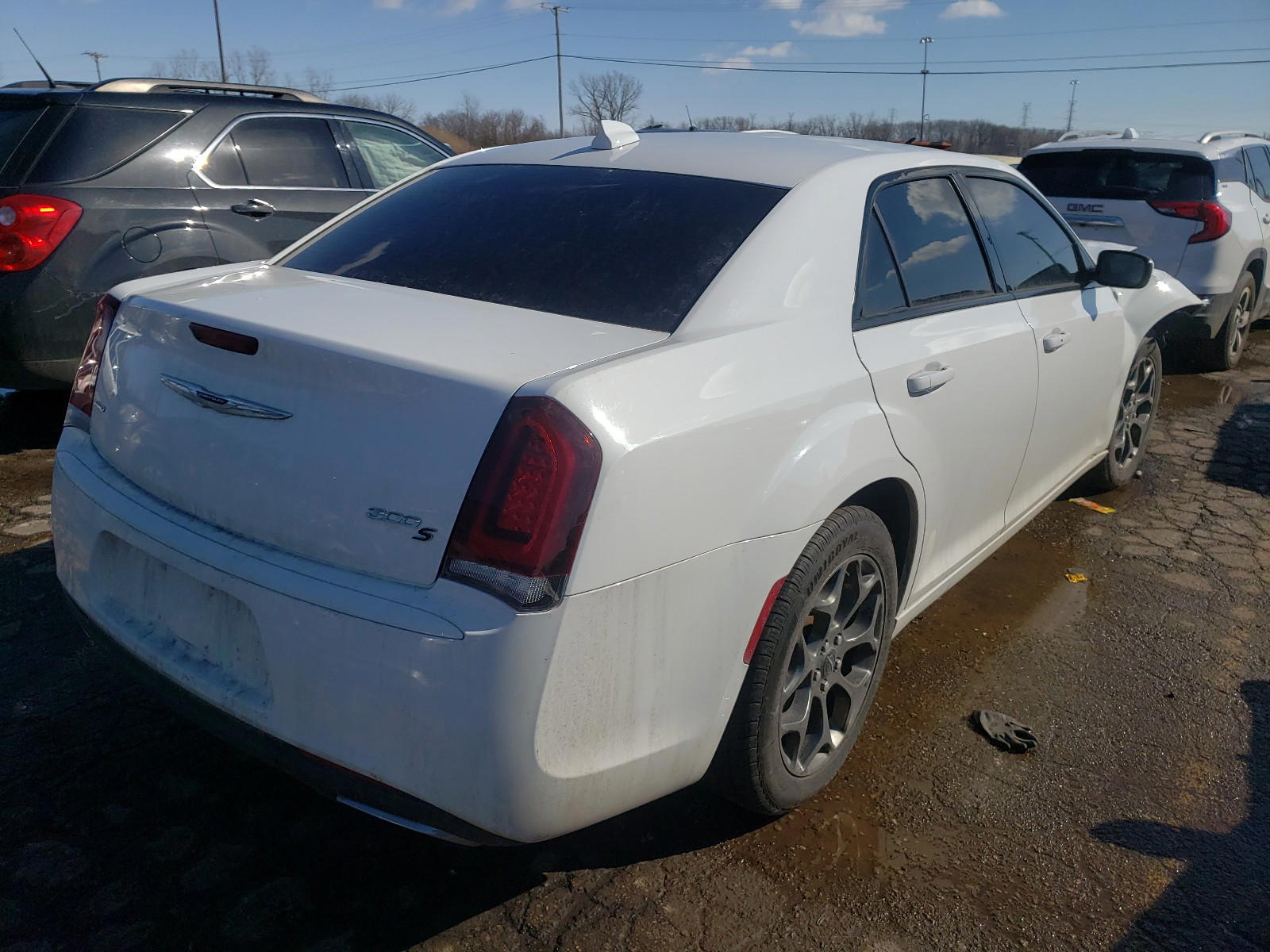 Photo 4 from auction – 2015 CHRYSLER 300 S with VIN 2C3CCAGG7FH793075