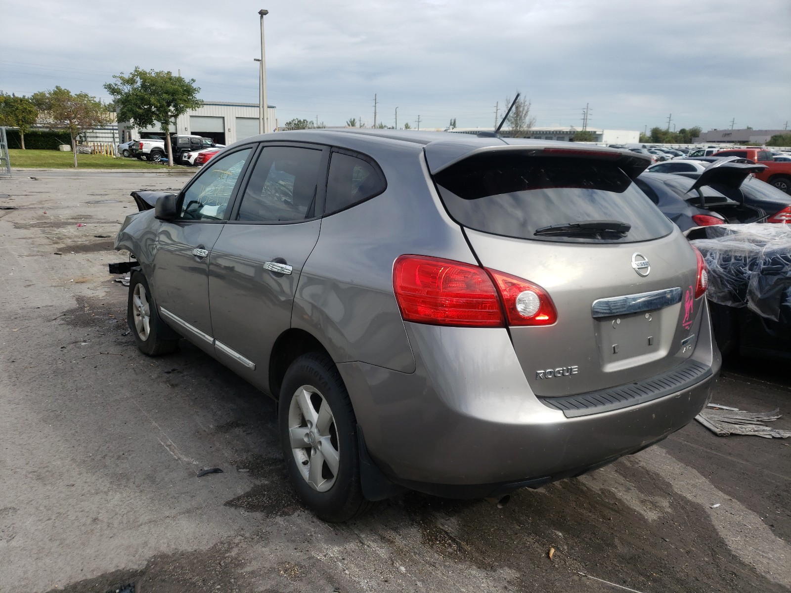 Photo 3 from auction – 2012 NISSAN ROGUE S with VIN JN8AS5MV4CW408234