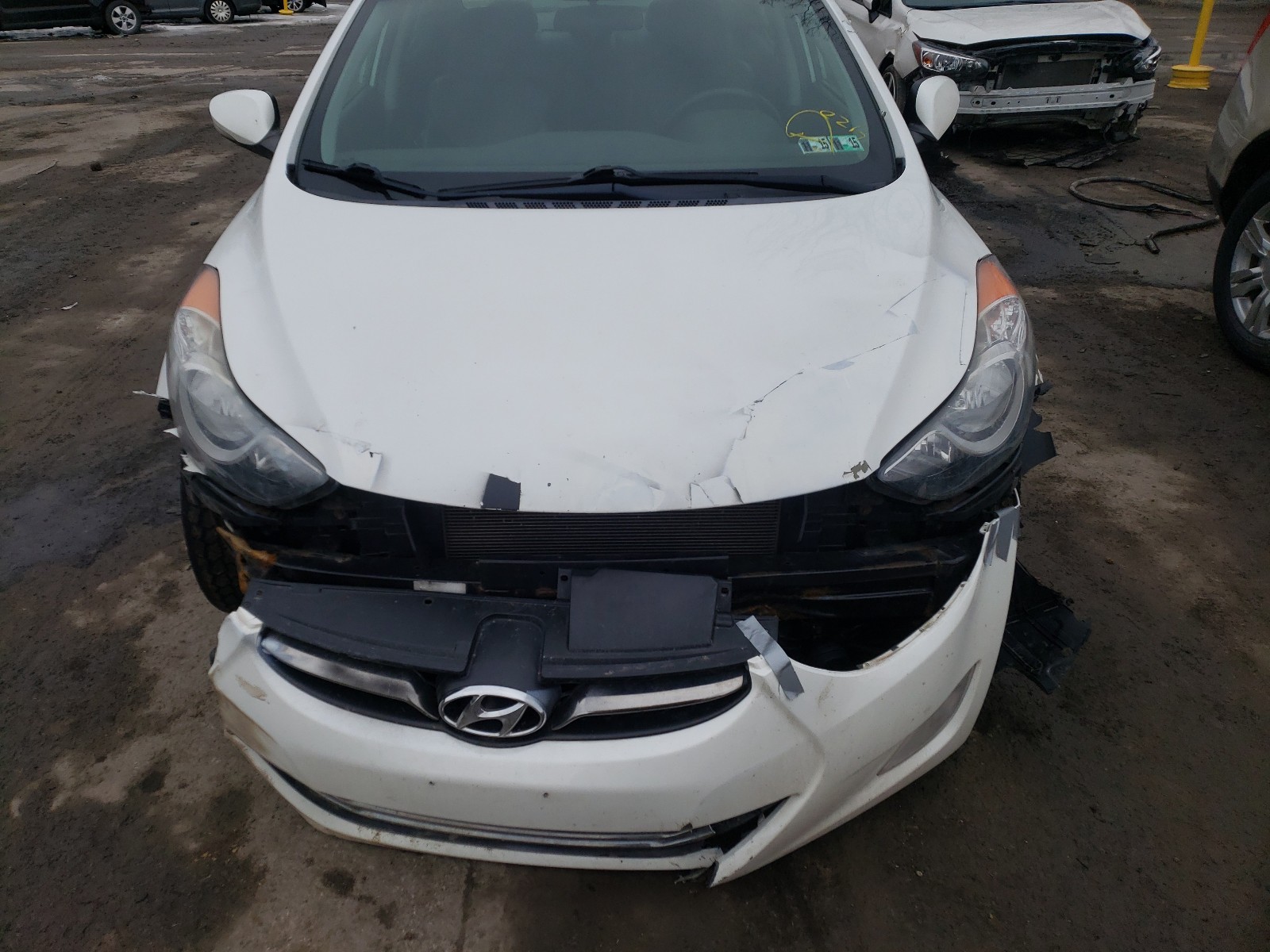 Photo 7 from auction – 2012 HYUNDAI ELANTRA GL with VIN 5NPDH4AE8CH098990