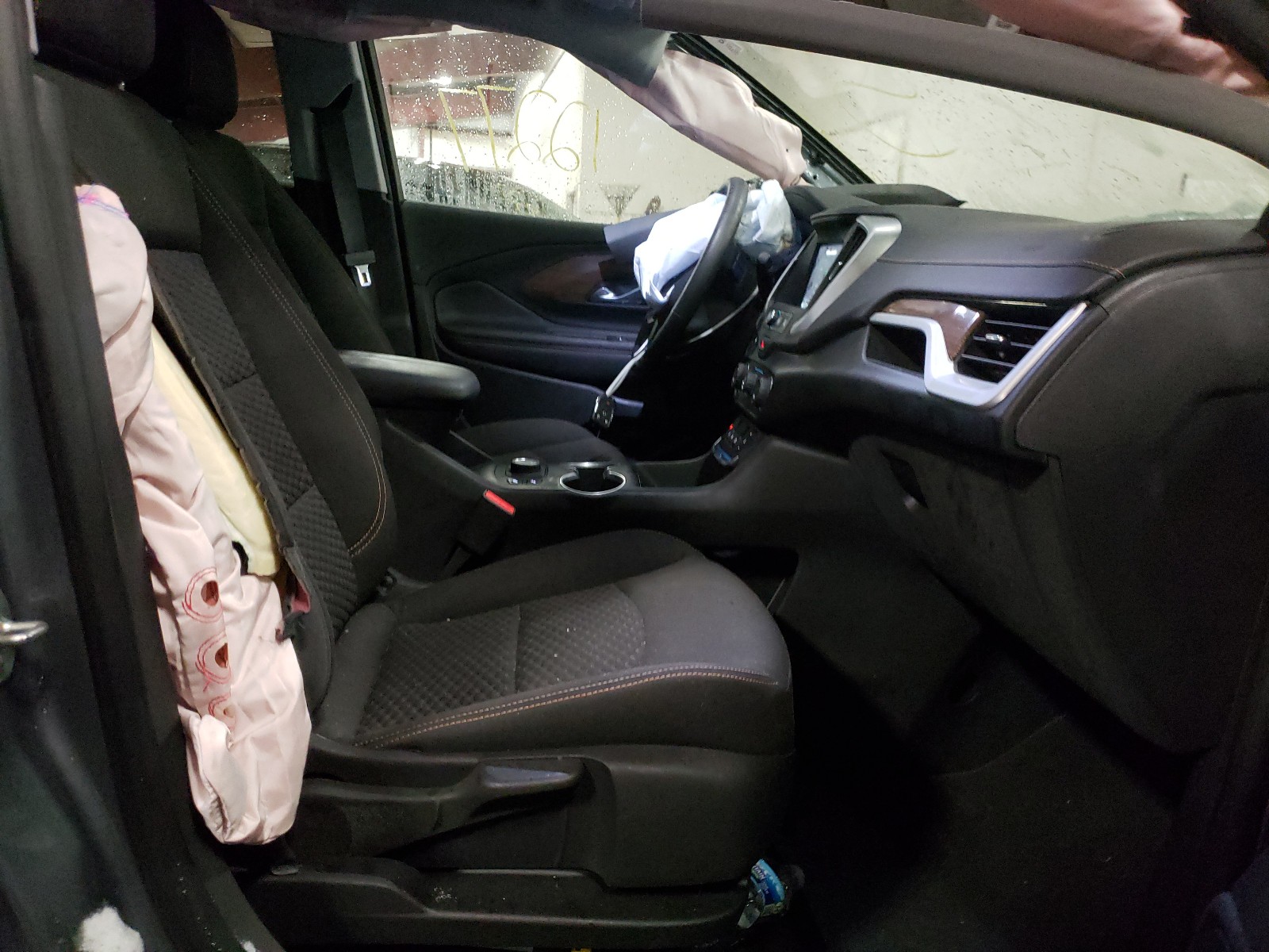 Photo 5 from auction – 2019 GMC TERRAIN SL with VIN 3GKALTEV1KL400385