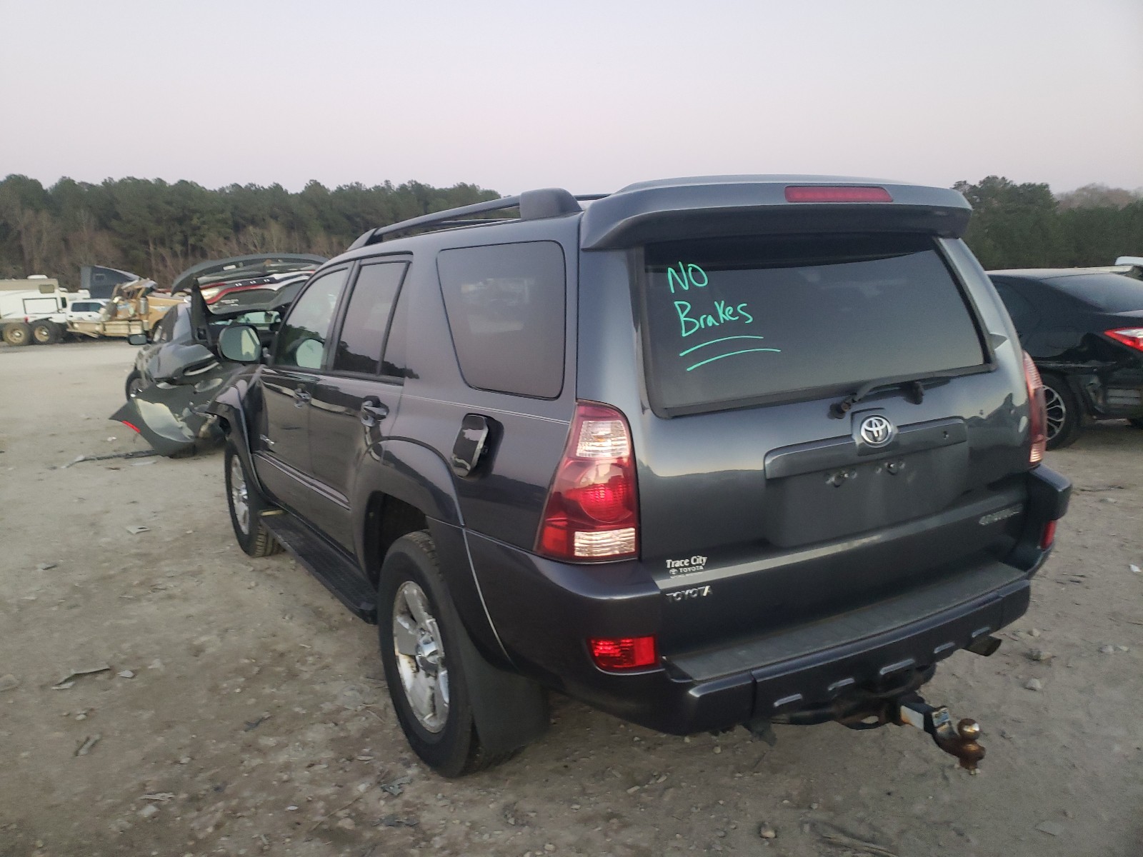 Photo 3 from auction – 2005 TOYOTA 4RUNNER LI with VIN JTEBT17R350045933