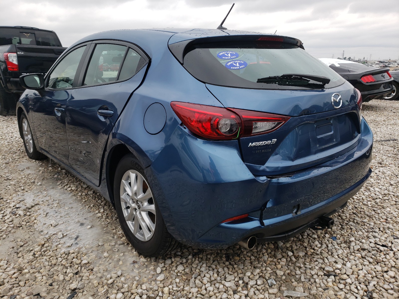 Photo 3 from auction – 2017 MAZDA 3 SPORT with VIN 3MZBN1K7XHM156188