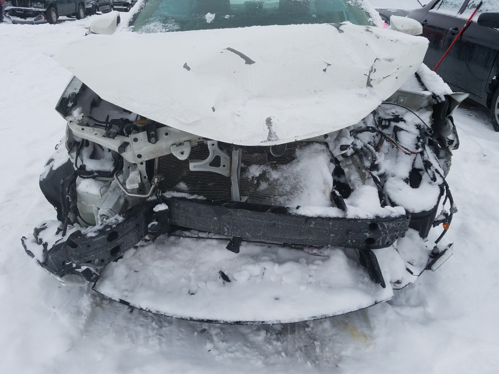 Zdjęcie 9 z aukcji – 2015 TOYOTA COROLLA L z VIN 5YFBURHE0FP214423