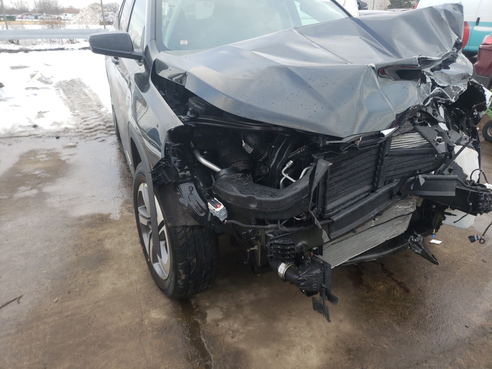 Photo 9 from auction – 2019 GMC TERRAIN SL with VIN 3GKALPEV5KL292974