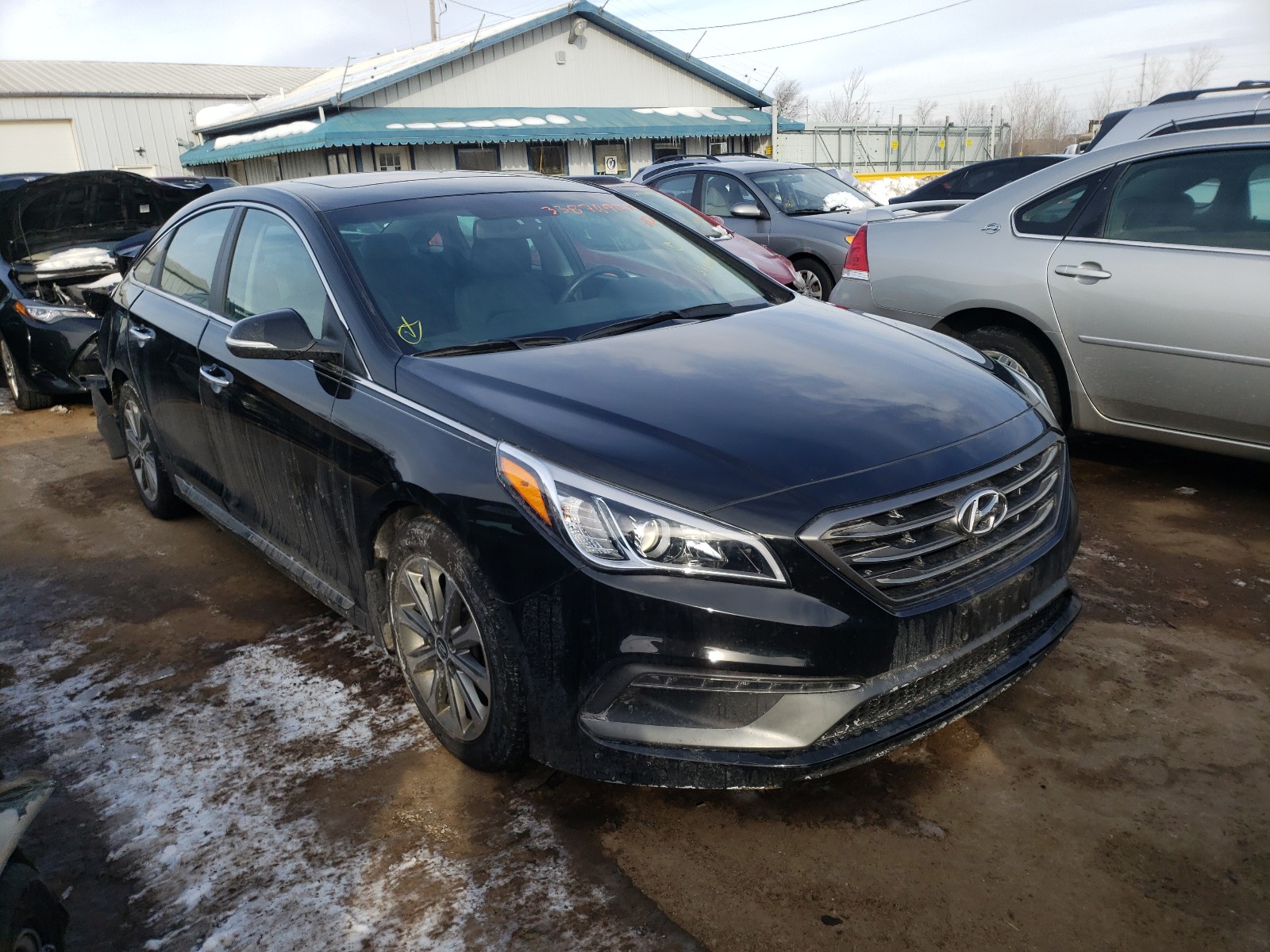 HYUNDAI SONATA SPO 2016 with VIN 5NPE34AFXGH374846 - Photo from auction