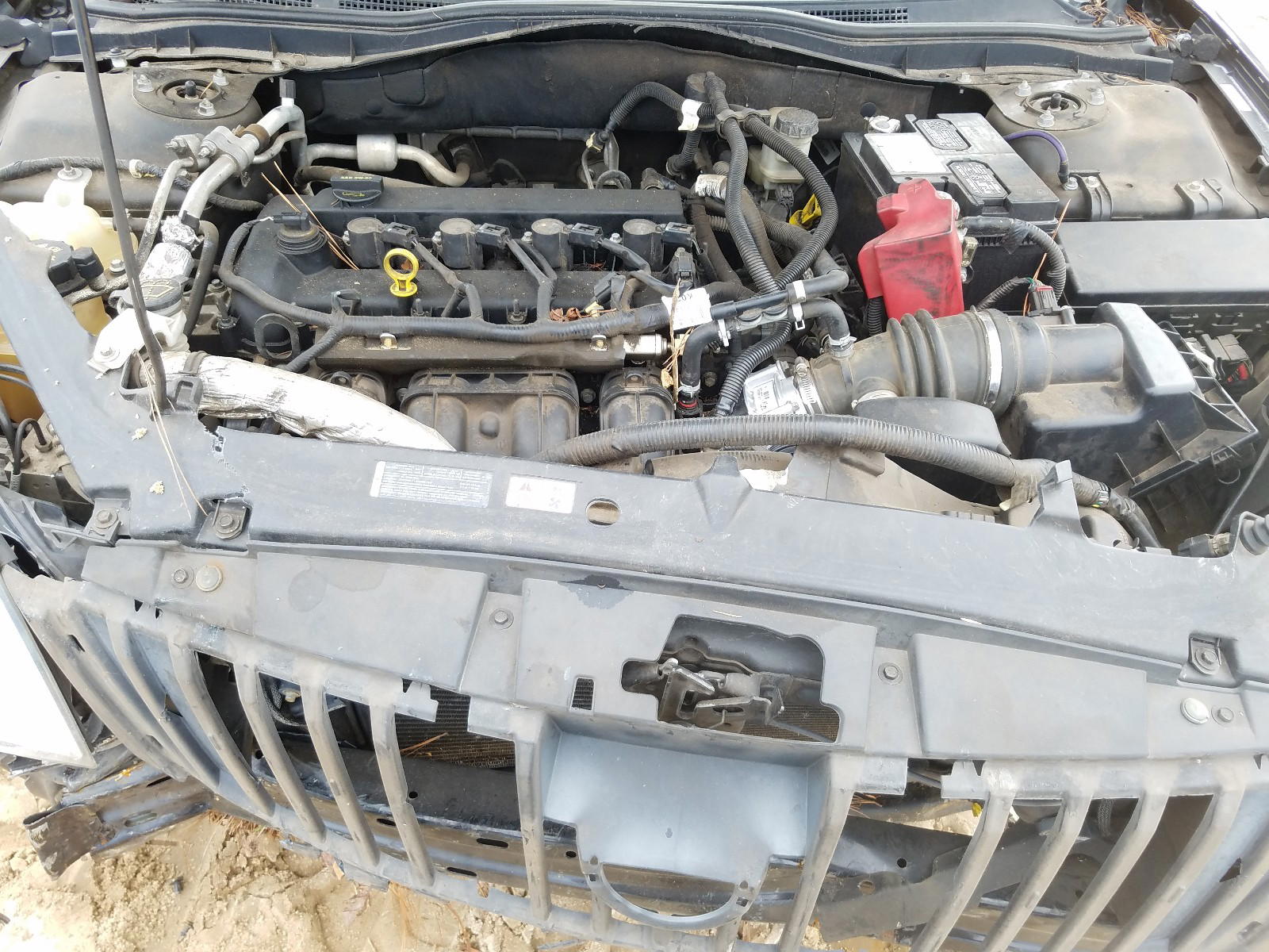 Photo 7 from auction – 2010 MERCURY MILAN with VIN 3MEHM0JA5AR611396