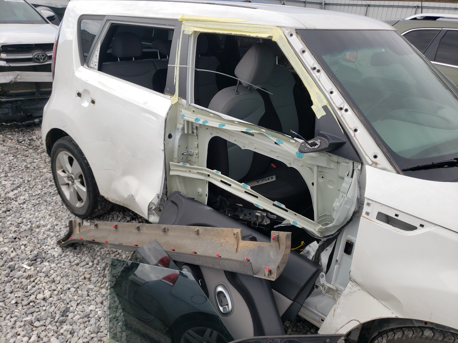 Photo 9 from auction – 2018 KIA SOUL with VIN KNDJN2A21J7544744