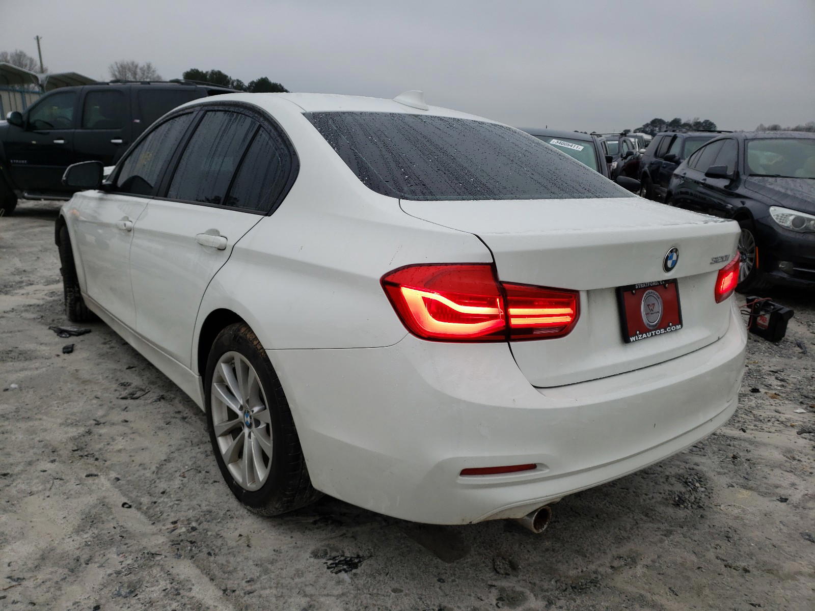 Photo 3 from auction – 2018 BMW 320 I with VIN WBA8E1G50JNU89593