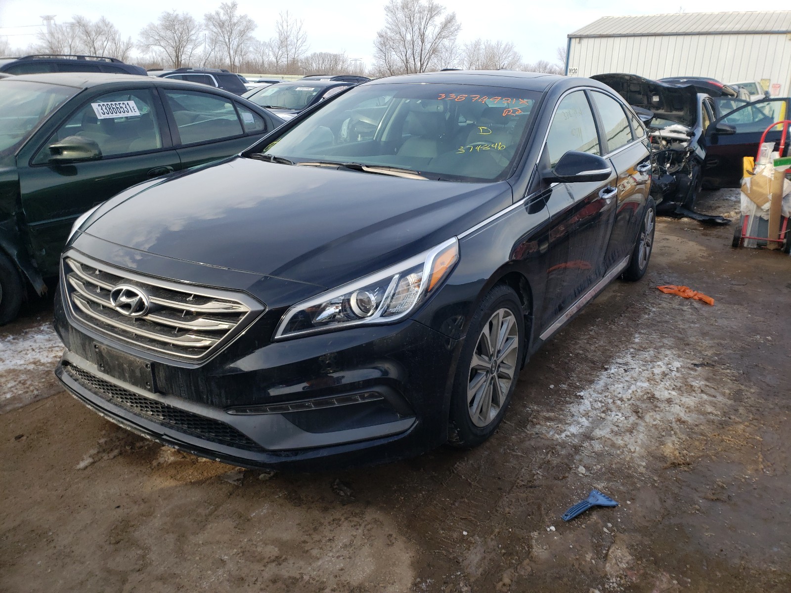 Photo 2 from auction – 2016 HYUNDAI SONATA SPO with VIN 5NPE34AFXGH374846