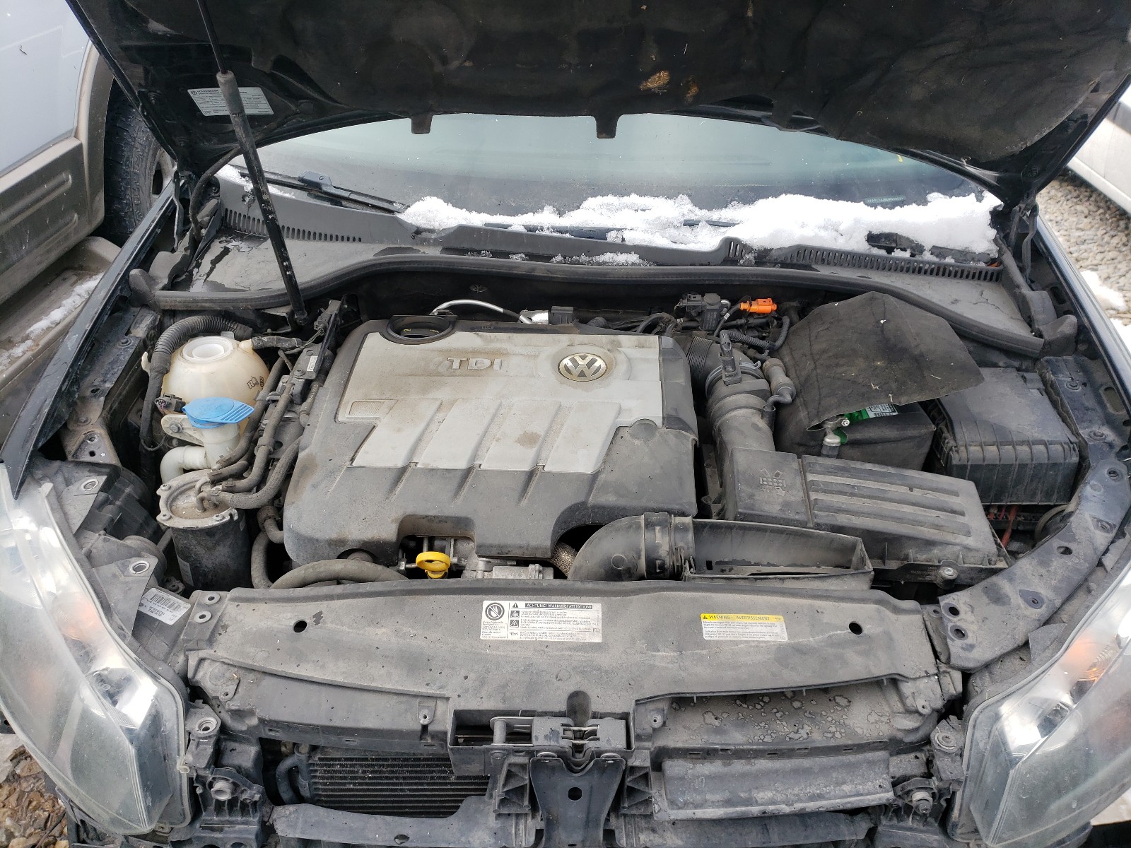 Photo 7 from auction – 2014 VOLKSWAGEN JETTA with VIN 3VWPL7AJ8EM609523