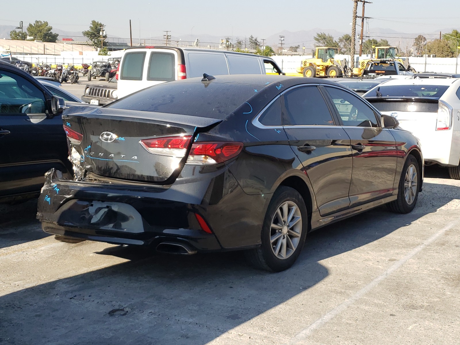 Photo 4 from auction – 2019 HYUNDAI SONATA SE with VIN 5NPE24AF5KH747979