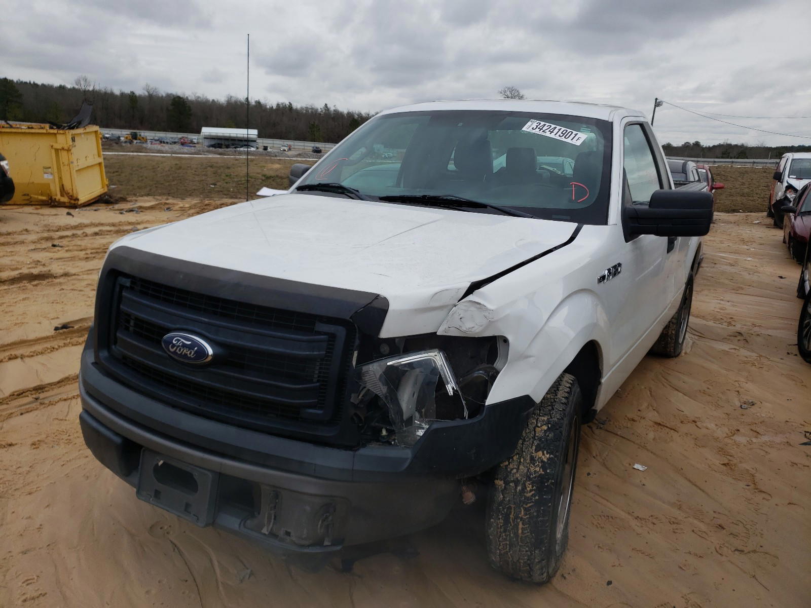 Photo 2 from auction – 2013 FORD F150 with VIN 1FTMF1CM8DFC13429