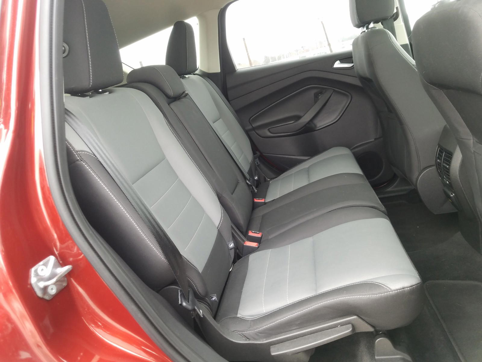 Photo 6 from auction – 2016 FORD ESCAPE SE with VIN 1FMCU9GX5GUA96280