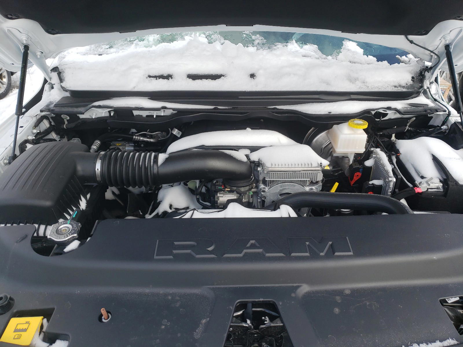 Photo 7 from auction – 2021 RAM 1500 LARAM with VIN 1C6SRFJT5MN607408