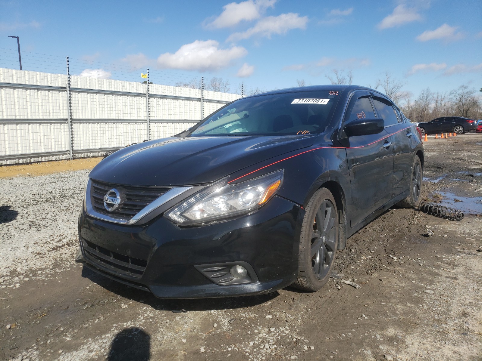 Photo 2 from auction – 2017 NISSAN ALTIMA 2.5 with VIN 1N4AL3AP0HC186101