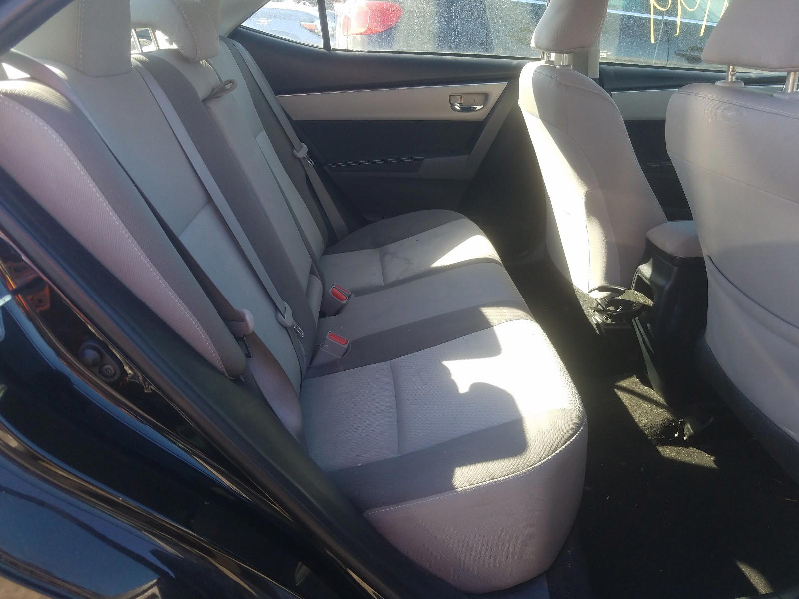 Photo 6 from auction – 2017 TOYOTA COROLLA L with VIN 2T1BURHE2HC796463