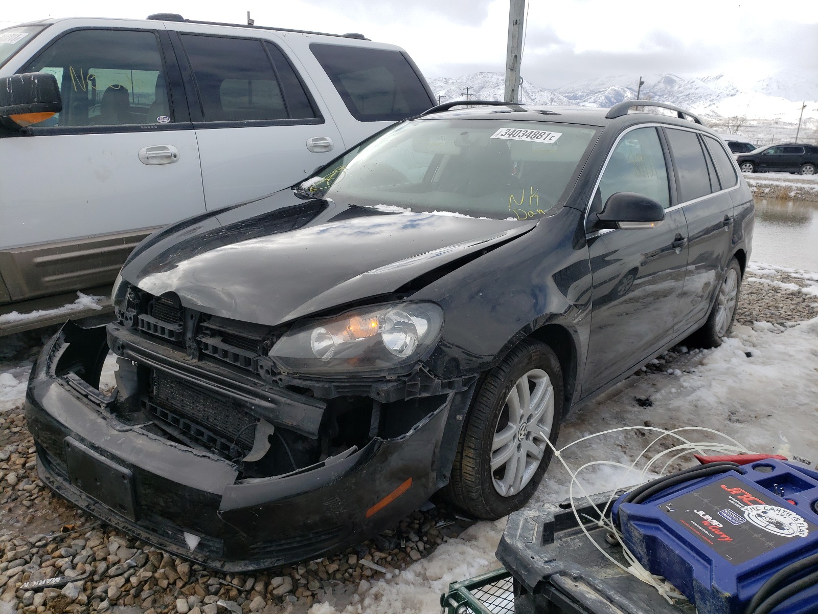 Photo 2 from auction – 2014 VOLKSWAGEN JETTA with VIN 3VWPL7AJ8EM609523