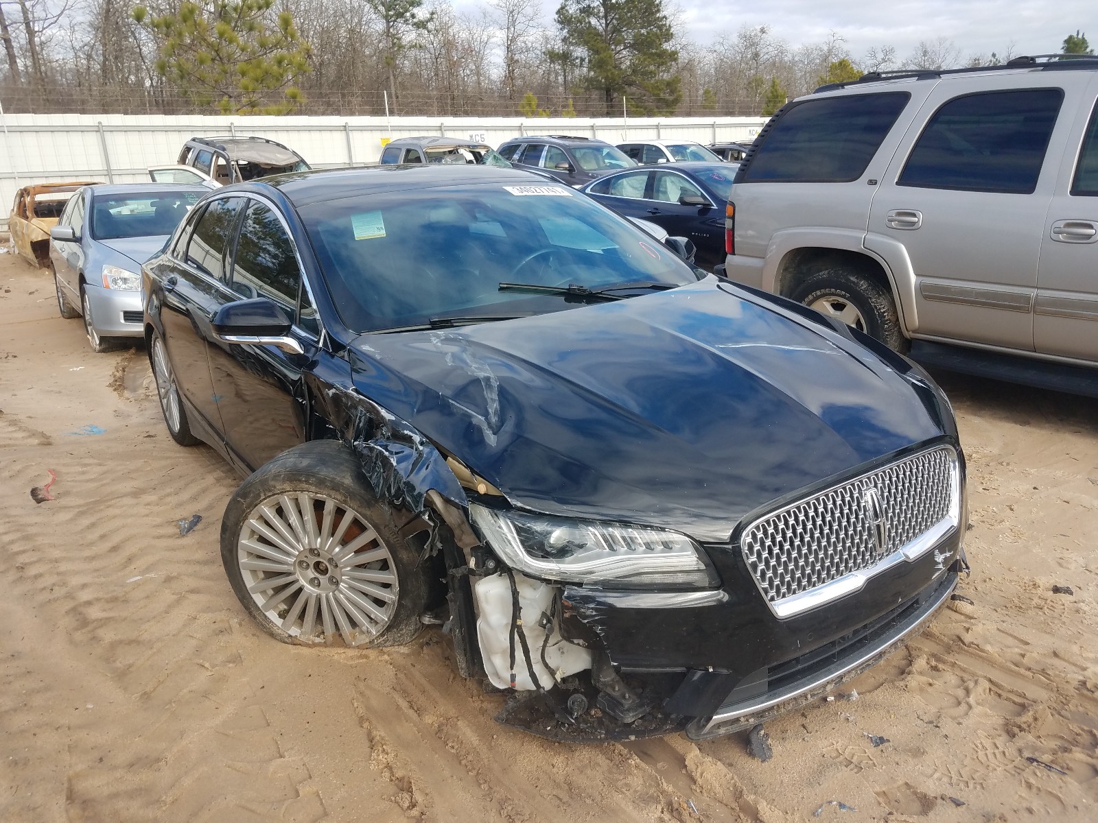 Photo 1 from auction – 2017 LINCOLN MKZ RESERV with VIN 3LN6L5E92HR632303