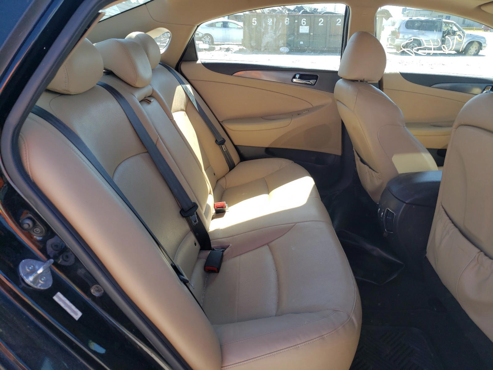 Photo 6 from auction – 2012 HYUNDAI SONATA HYB with VIN KMHEC4A47CA027891