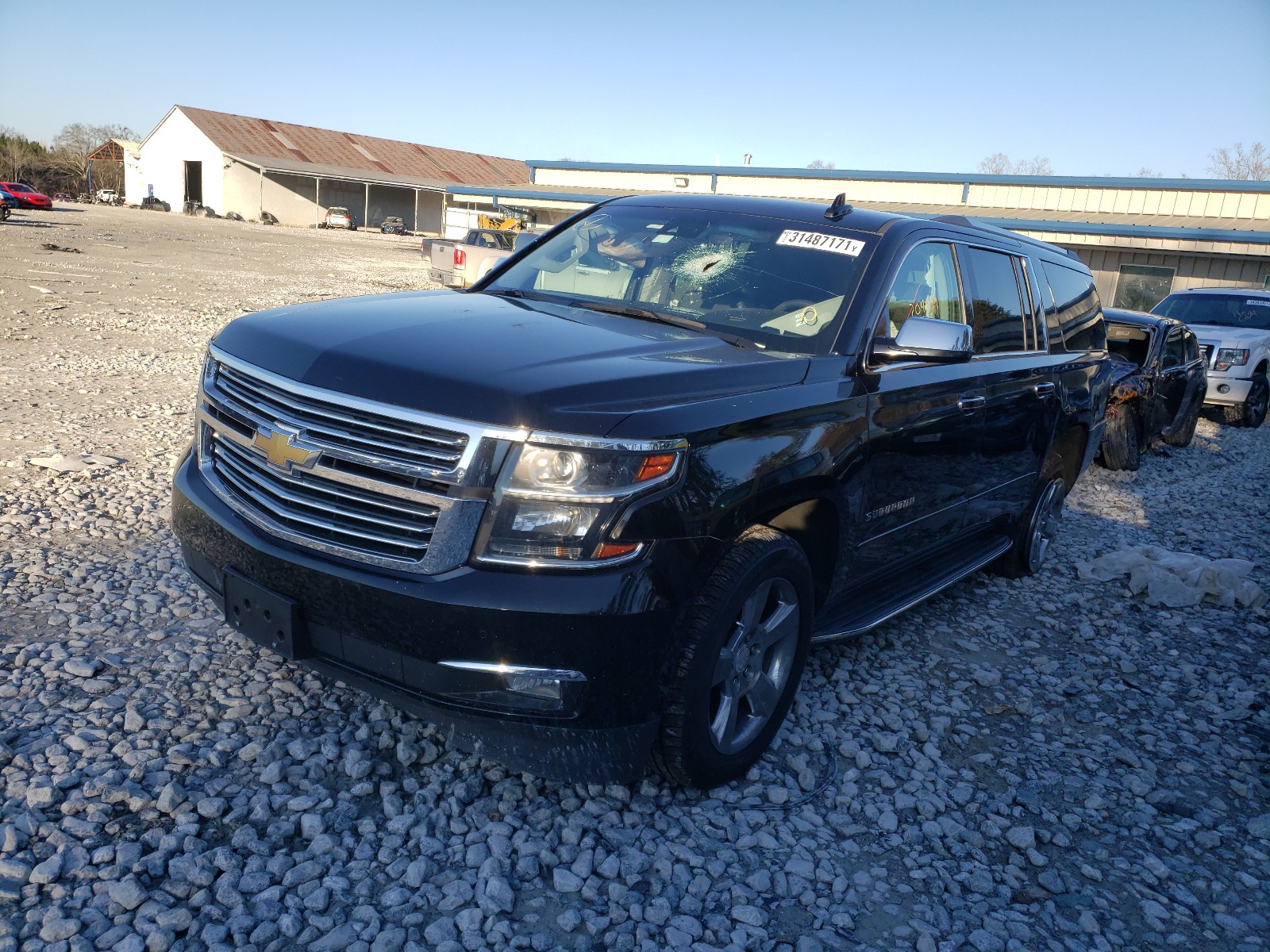 Photo 2 from auction – 2017 CHEVROLET SUBURBAN C with VIN 1GNSCJKC8HR174961