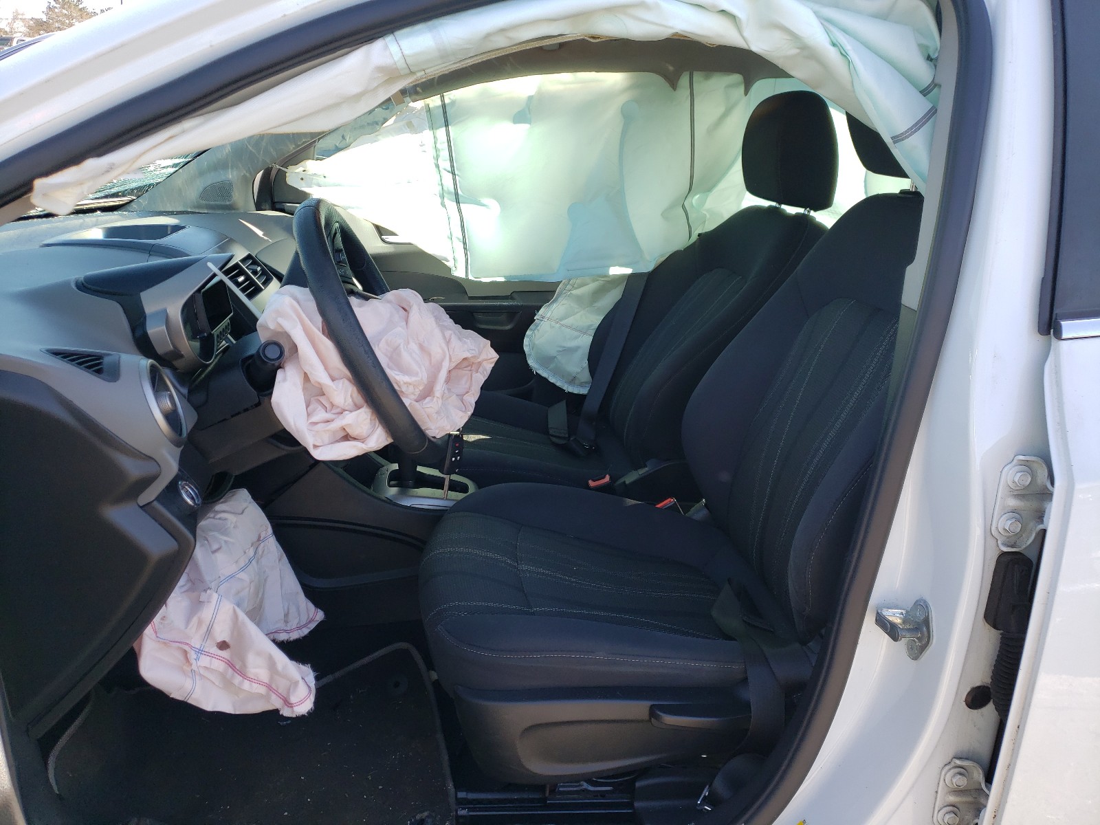 Photo 5 from auction – 2013 CHEVROLET SONIC LT with VIN 1G1JC5SH0D4162746