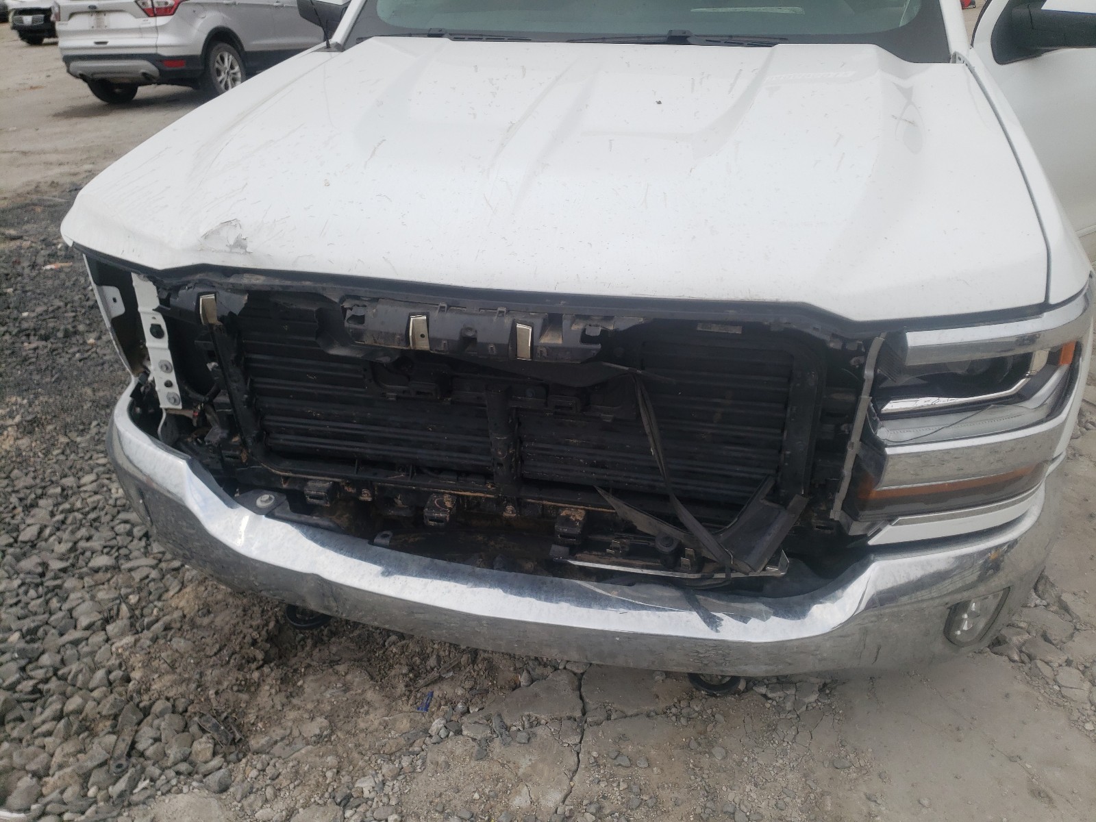 Photo 9 from auction – 2018 CHEVROLET SILVERADO with VIN 3GCUKREC7JG176317